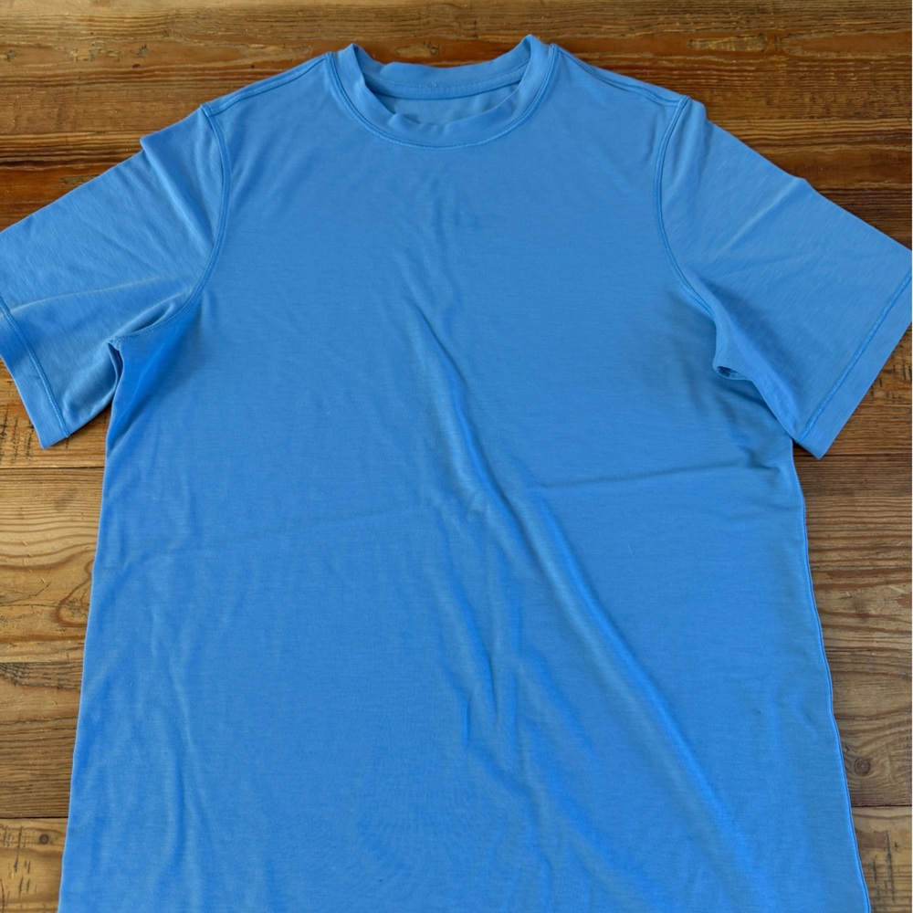 lululemon athletica Short Sleeve Tee in  Pool Party